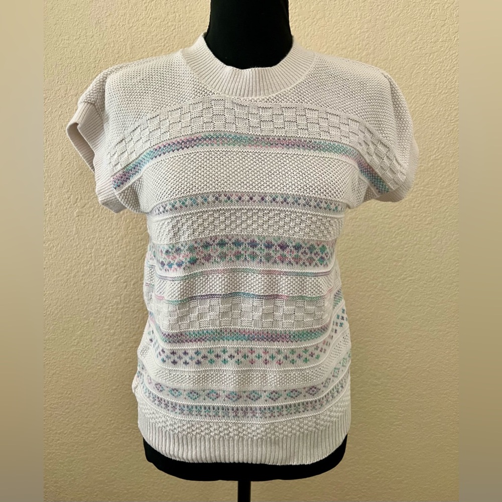 Vintage 80s Kate Collins Short Sleeve
Sweater White Small